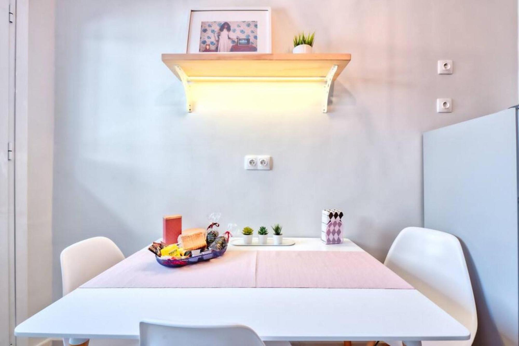 Muse A Dreamy And Fresh New Apartment Афины Экстерьер фото